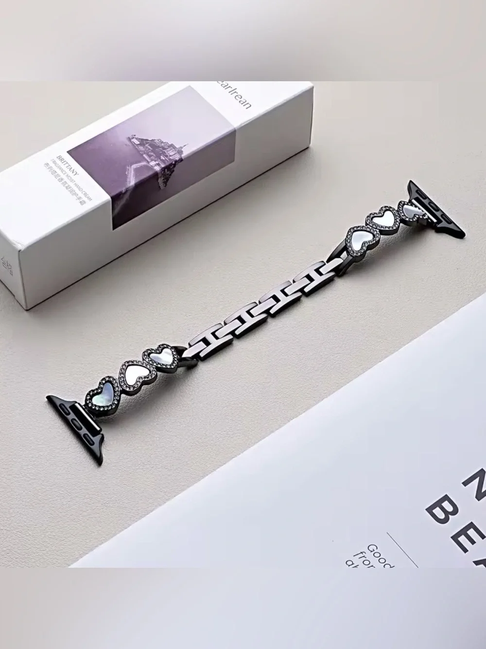 Black Heart Link Apple Watch band 38-49 mm